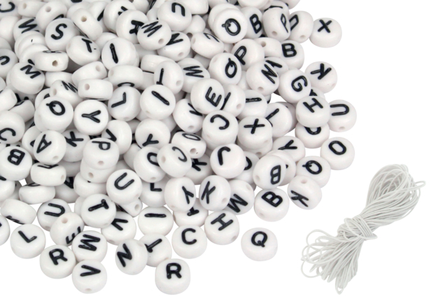 Perles alphabet noir et blanc - Bijoux messages - 10doigts.fr