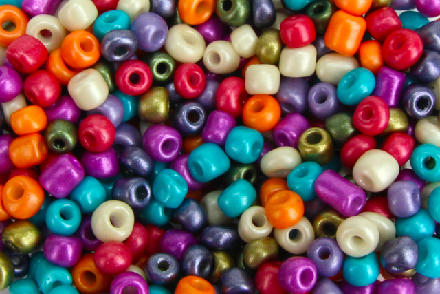 perles de rocailles irisées - Perles Rocaille - 10doigts.fr