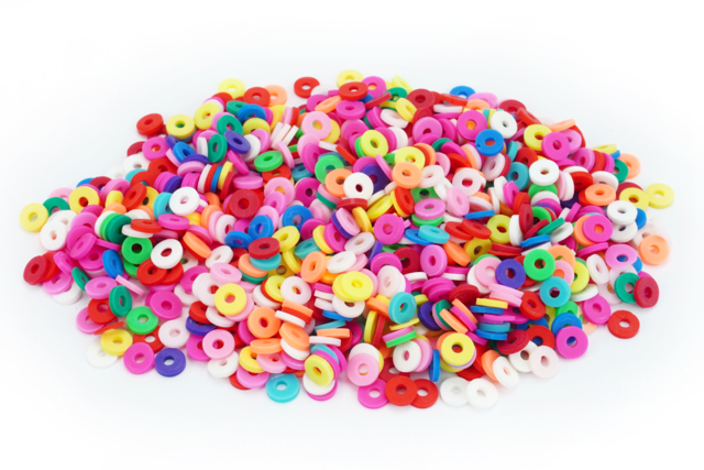 perles heishi plate rondelles pâte polymère - Perles Heishi et coquillages - 10doigts.fr