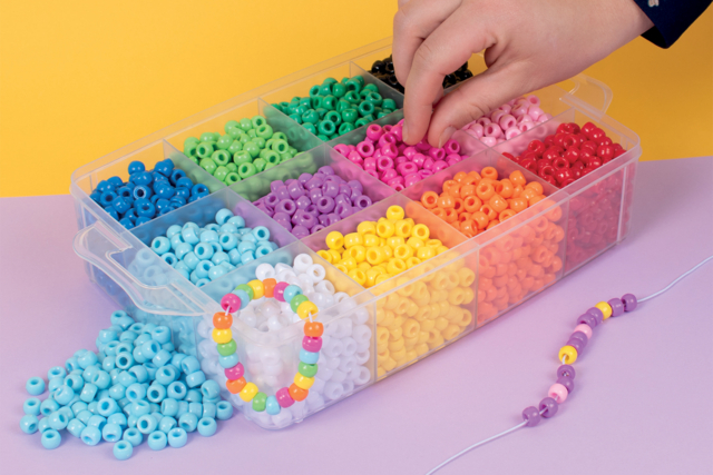 perles plastique enfant gros trou PONY - Perles Plastique - 10doigts.fr