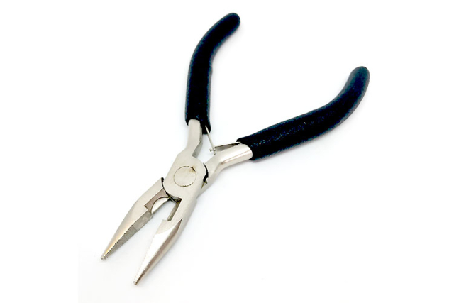 pince coupante et bouts plats - Bijoux en fil alu - Techniques de Bijoux - 10doigts.fr