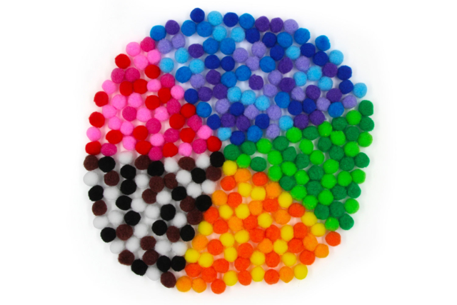pompons camaïeu - Pompons pour bricolage créatif - 10doigts.fr