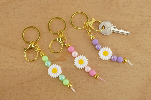 porte clés fleur - 3 pièces - Kits Bijoux - 10doigts.fr