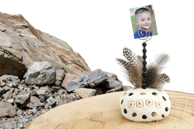 Porte-photo PAPA en pâte à modeler - Perles Alphabet - 10doigts.fr