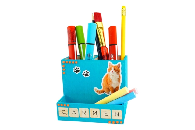 pot à crayon chat - Gommettes réalistes pour enfants : l’éveil par l’image - 10doigts.fr