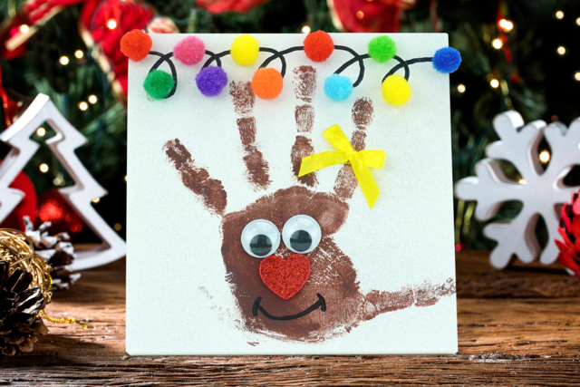 Renne de Noël empreinte de main - Nœuds et rubans pour toutes vos créations - 10doigts.fr