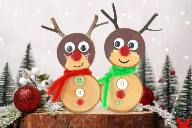 Rennes de Noël pour décorer le sapin - Décorations de Noël en bois à décorer - 10doigts.fr