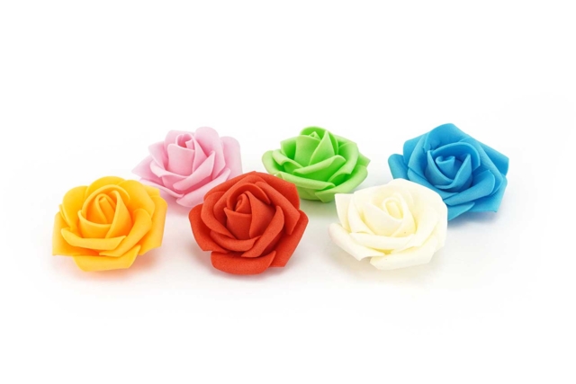 roses colorées en mousse - Décorations fleurs et feuilles : ajoutez une touche de nature à toutes vos créations - 10doigts.fr