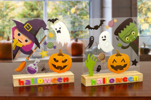 Scène d'Halloween avec stickers - Cadres photo en bois à décorer - 10doigts.fr