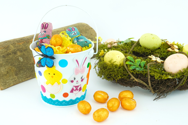 Seau pour ramasser les œufs de Pâques - Supports en Métal - 10doigts.fr