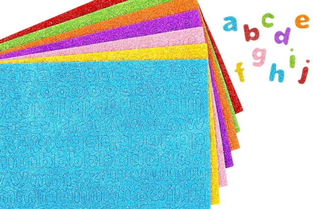Stickers lettres en caoutchouc pailleté - 7 couleurs - Gommettes Alphabet, messages - 10doigts.fr