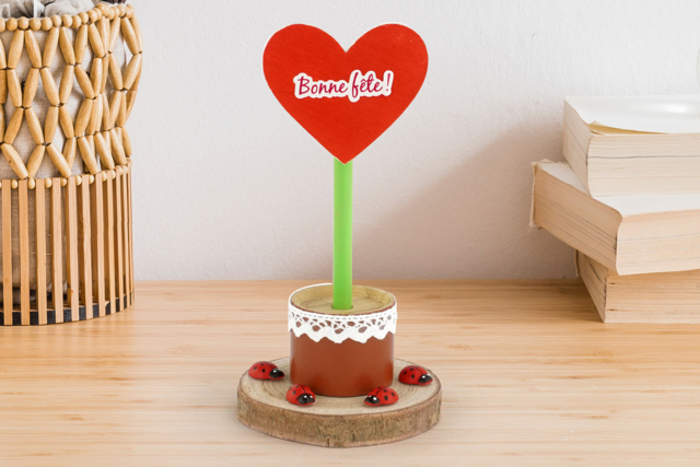 stylo bambou coeur cadeau fête des mères - Objets en bois à décorer pour le bureau - 10doigts.fr