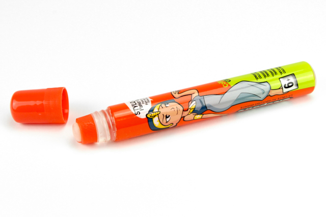 stylo colle cleopatre - Colles scolaires : bâton, blanche, gel et colle forte - 10doigts.fr
