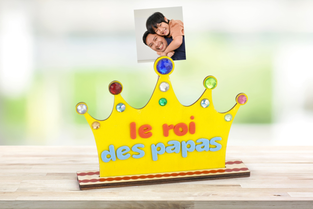 Support photo Couronne - Cadeaux pour le bureau de papa : personnalisez son espace de travail - 10doigts.fr