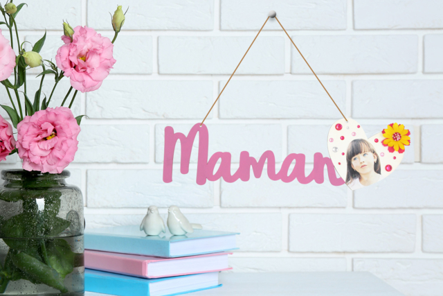 suspension MAMAN - Décorations coeurs pour des créations pleines d'amour - 10doigts.fr