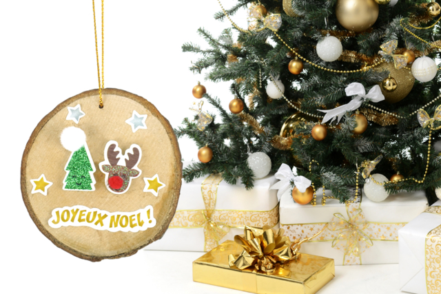 Suspension rondin de bois pour le sapin de noël - Gommettes de Noël : autocollants et stickers créatifs pour enfants - 10doigts.fr