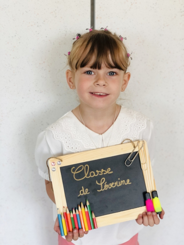 Tableau Cadeau Maitresse Enfant - Craies, tableaux et ardoises : l'espace de toutes les expressions - 10doigts.fr