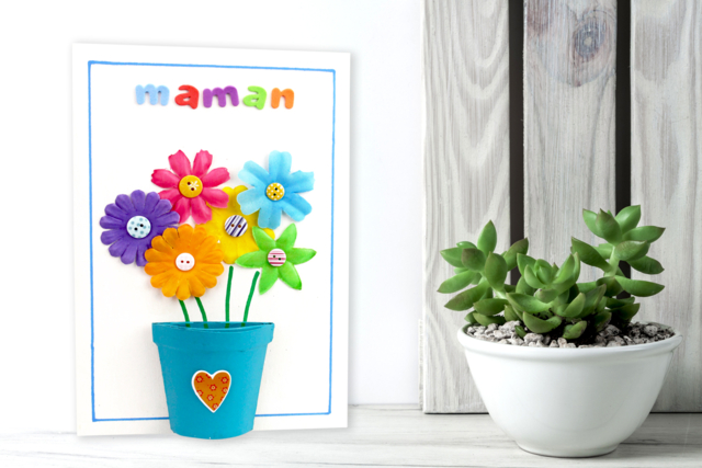 Tableau Fleurs pour la fête des mères - Pots en carton - 10doigts.fr
