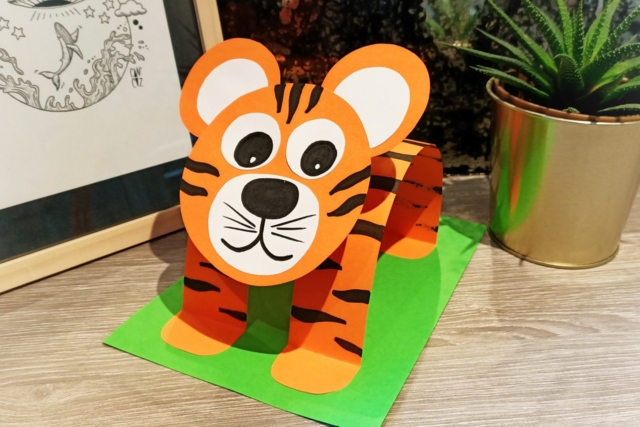 Tigre 3D en papier - Papiers colorés - 10doigts.fr
