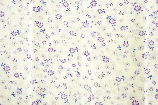 tissu coton fleurs violettes - Coupons de tissus - 10doigts.fr