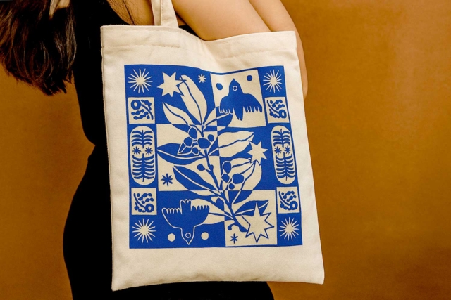tote bag peinture bleu - Peinture textile : tout le matériel pour personnaliser tissu et vêtements - 10doigts.fr
