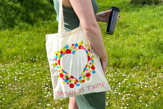 Tote bag pour la fête des mères - Tampons mousse, éponges - 10doigts.fr