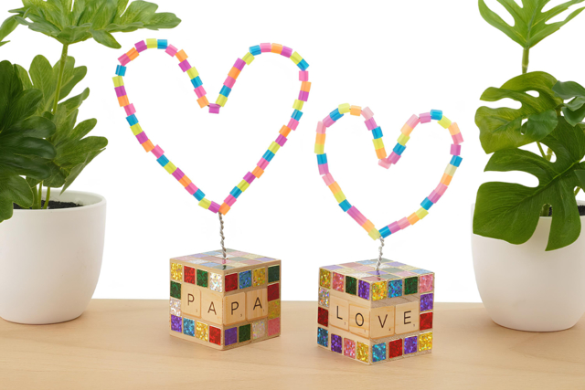Un joli coeur pour papa ! - Strass autocollants - 10doigts.fr