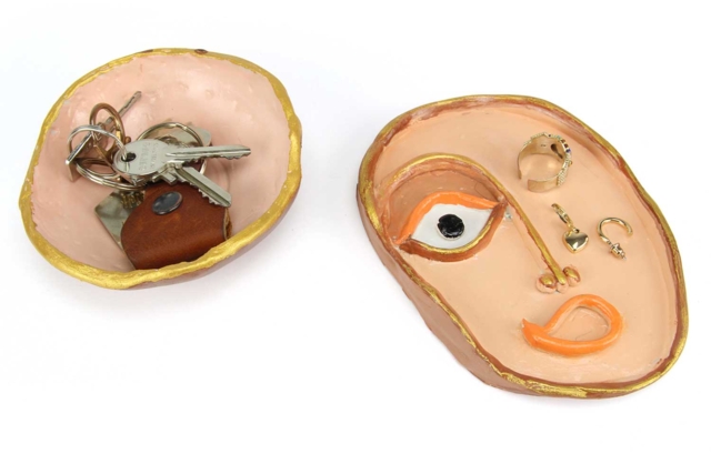 Vide-poche visage en argile - Outils de Modelage - 10doigts.fr
